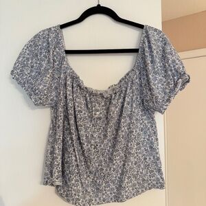 American Eagle Puff Sleeve Shirt
